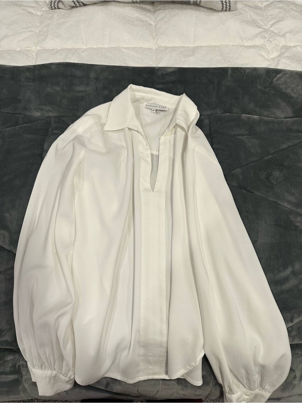 Endless Rose White Women's Blouse